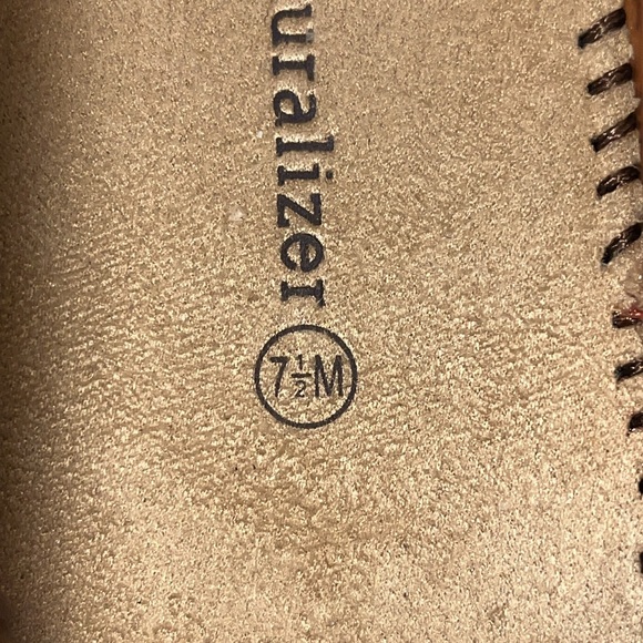 Naturalizer serene women’s red slip on leather sandal size 7.5 M - Picture 4 of 10